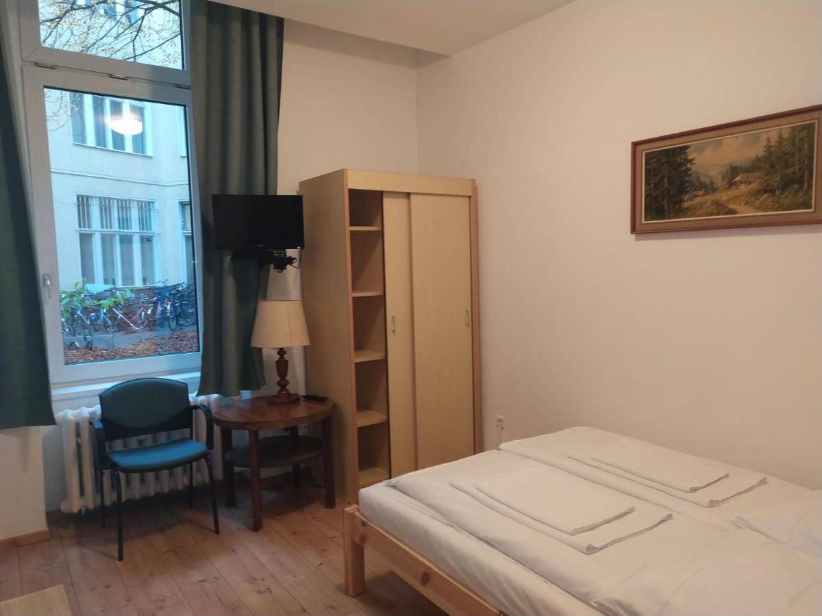 Hotel-Pension Spree Berlín Exterior foto